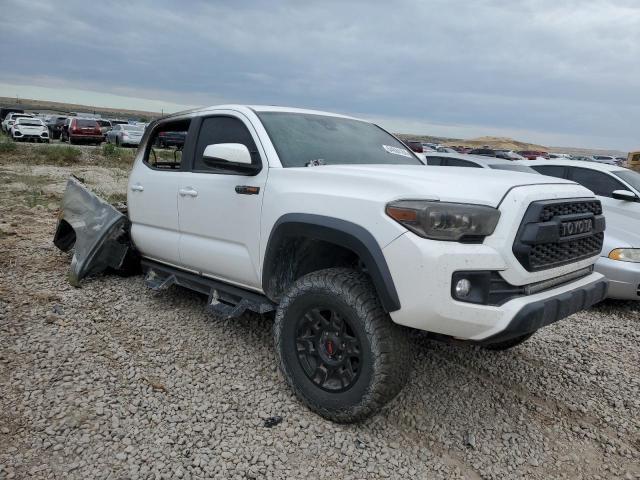 VIN 3TMCZ5AN9JM122090 2018 Toyota Tacoma, Double Cab no.4