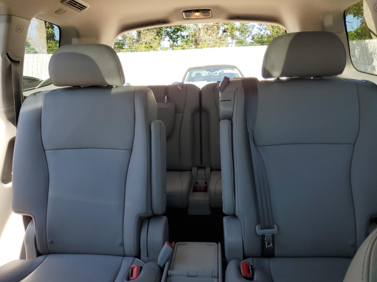 5TDBK3EH2CS131077 2012 Toyota Highlander Base