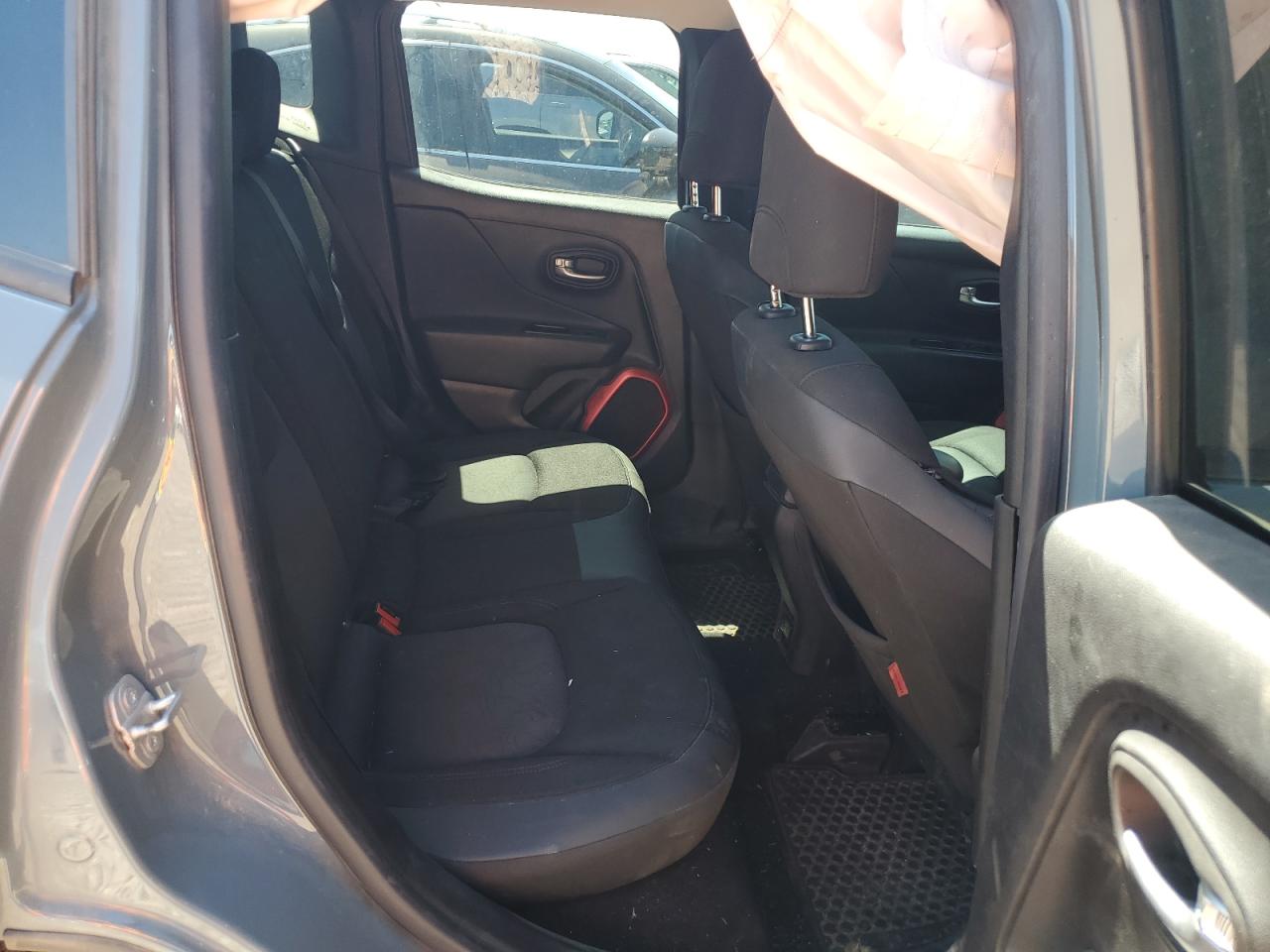 ZACCJBCT0GPC46904 2016 Jeep Renegade Trailhawk