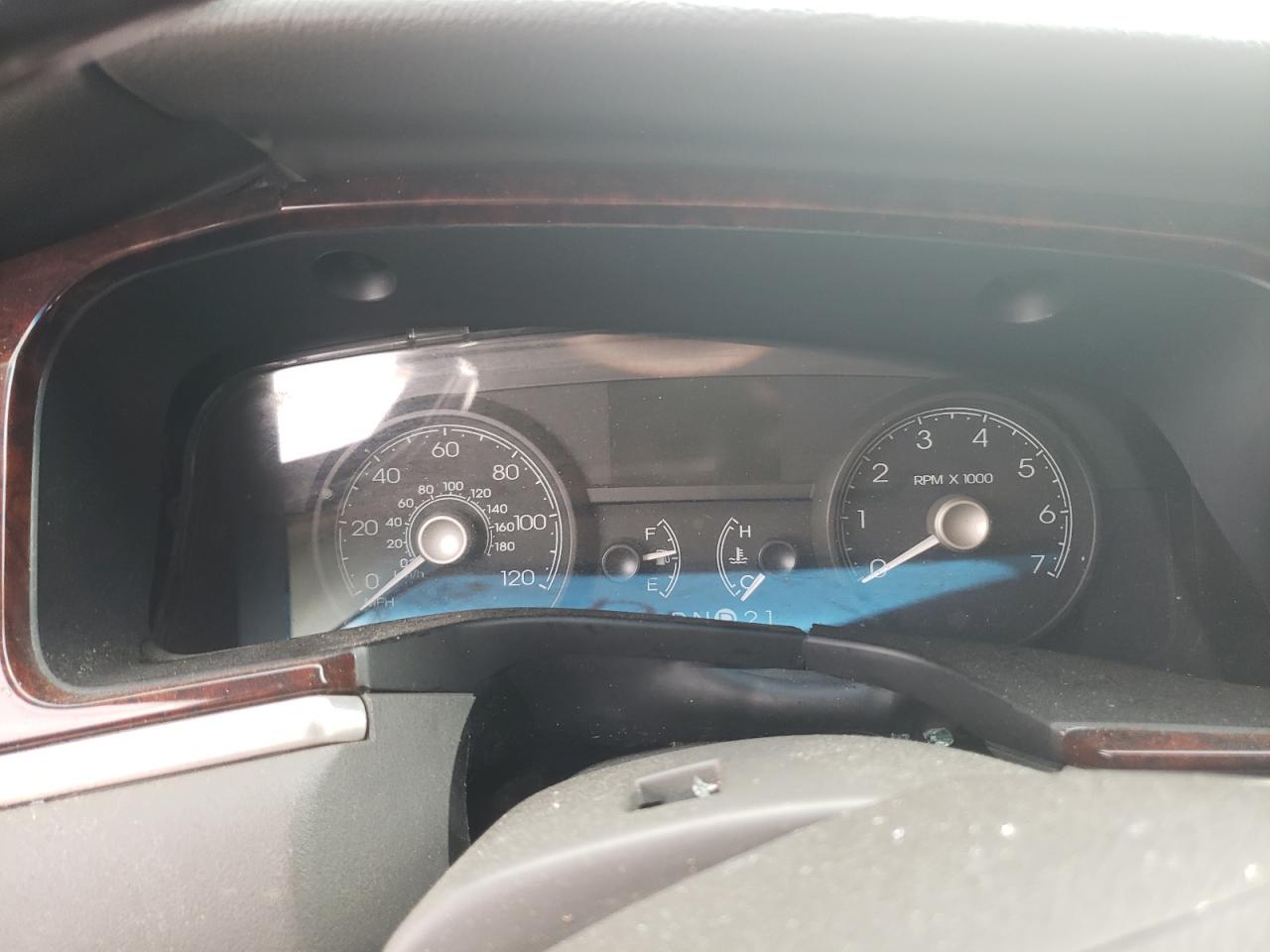 2LNHM82V89X627649 2009 Lincoln Town Car Signature Limited