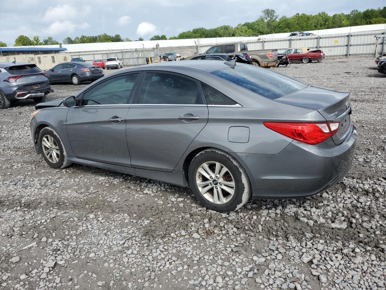 Lot #2921191501 2014 HYUNDAI SONATA GLS