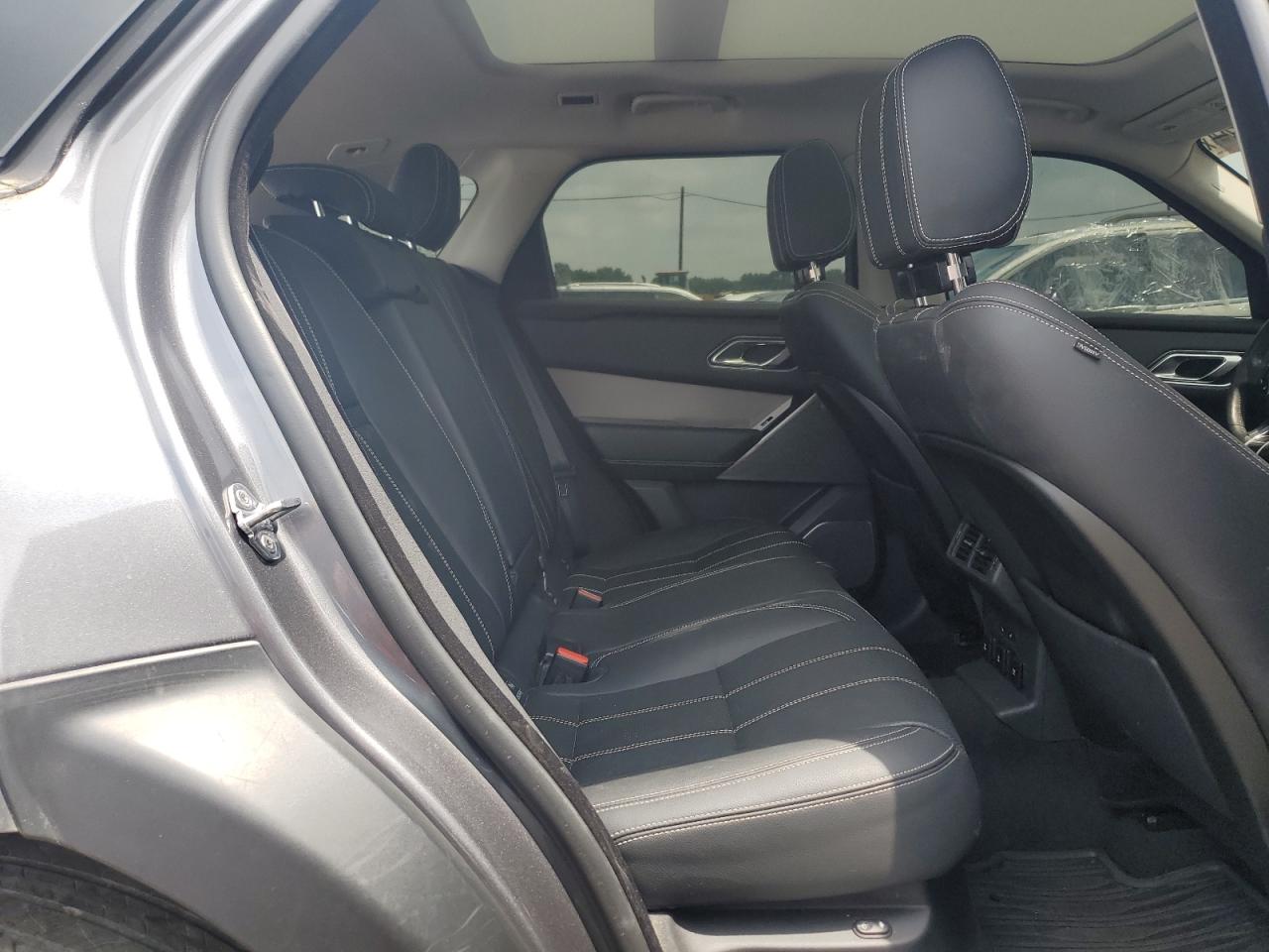 SALYB2RXXJA769148 2018 Land Rover Range Rover Velar S