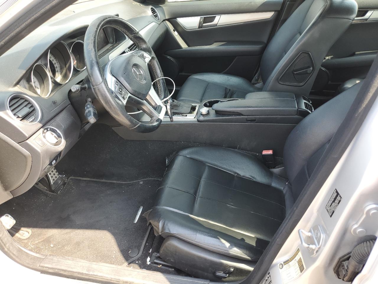 WDDGF4HB6CR203541 2012 Mercedes-Benz C 250