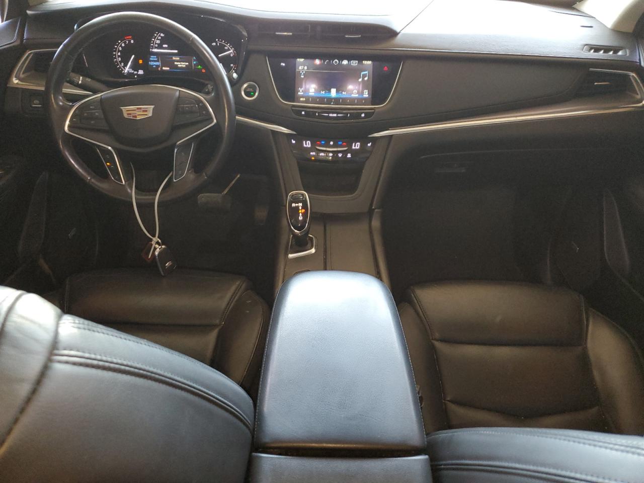 1GYKNCRS2JZ126335 2018 Cadillac Xt5 Luxury