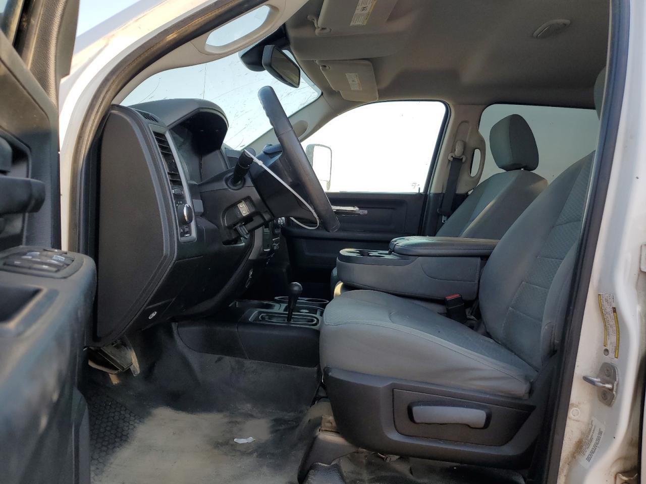 3C63RRGL3EG108677 2014 Ram 3500 St