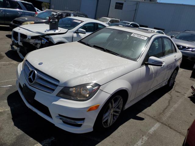 VIN WDDGF4HB5DR270536 2013 Mercedes-Benz C-Class, 250 no.1