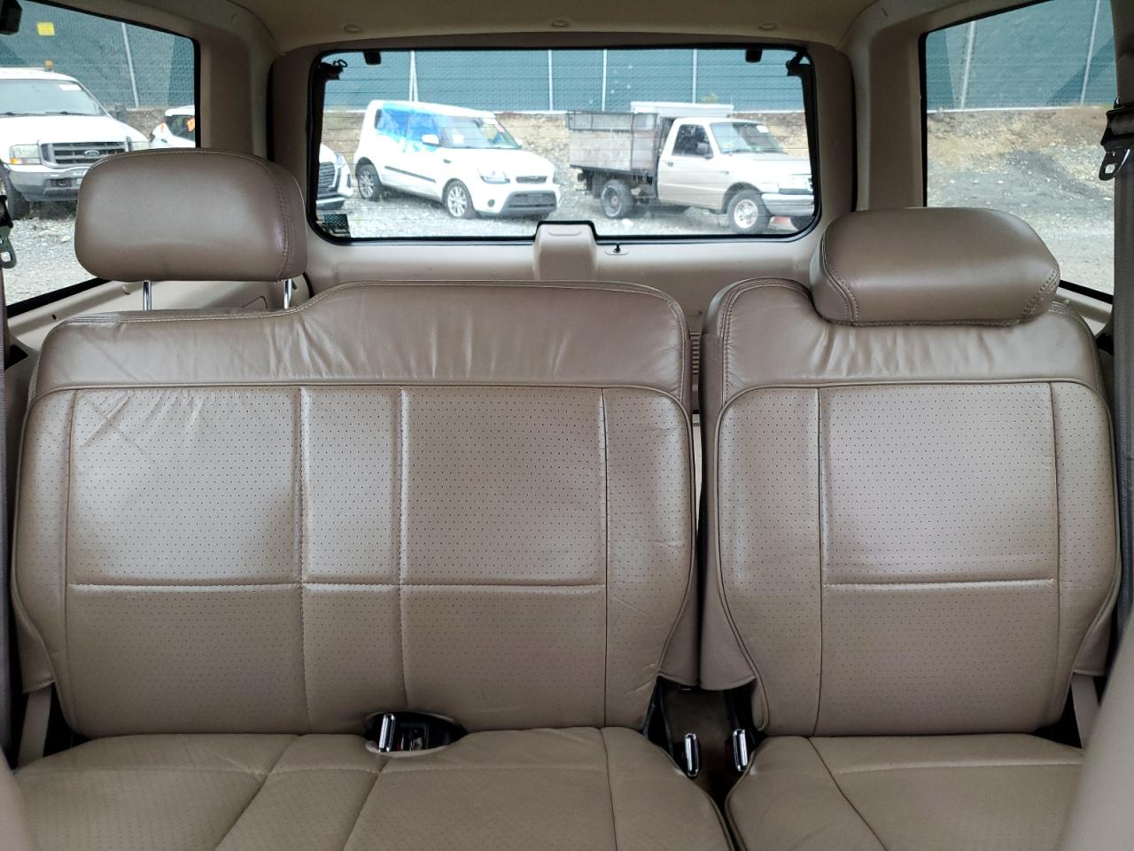 1FMDU35P4VZC10127 1997 Ford Explorer