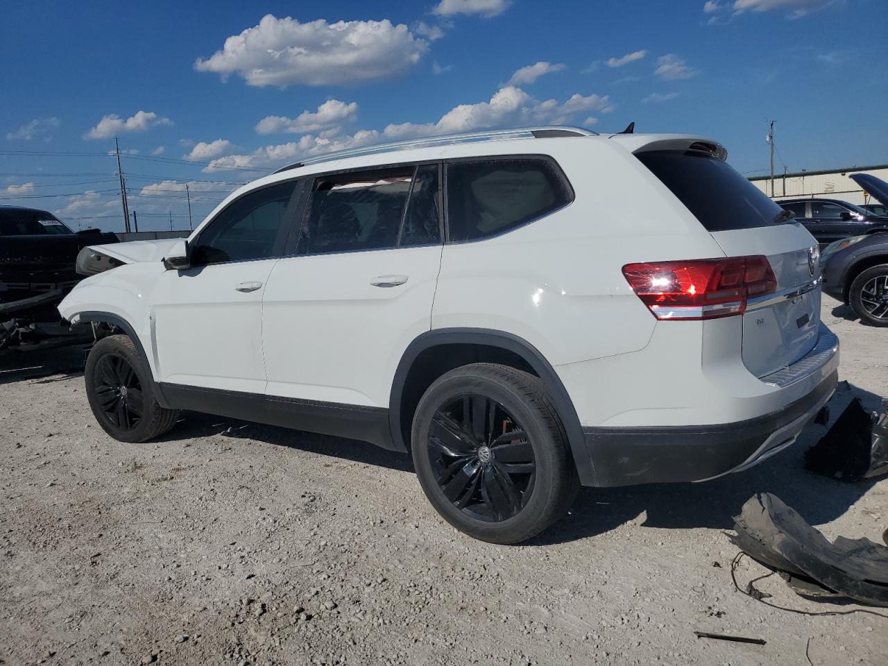 2019 Volkswagen Atlas Se vin: 1V2WR2CA3KC622544