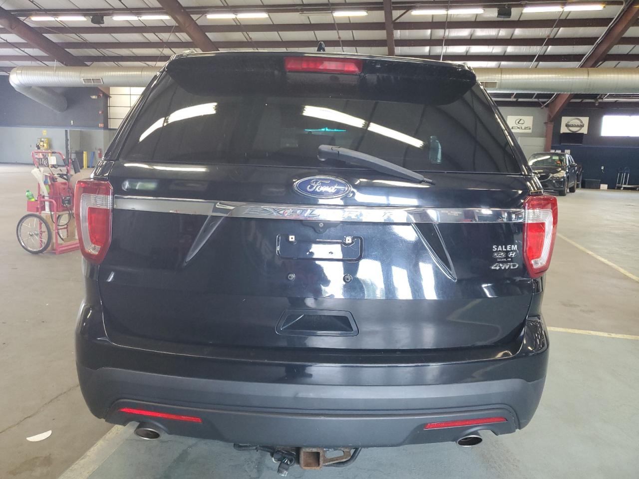 2016 Ford Explorer vin: 1FM5K8B81GGB08447