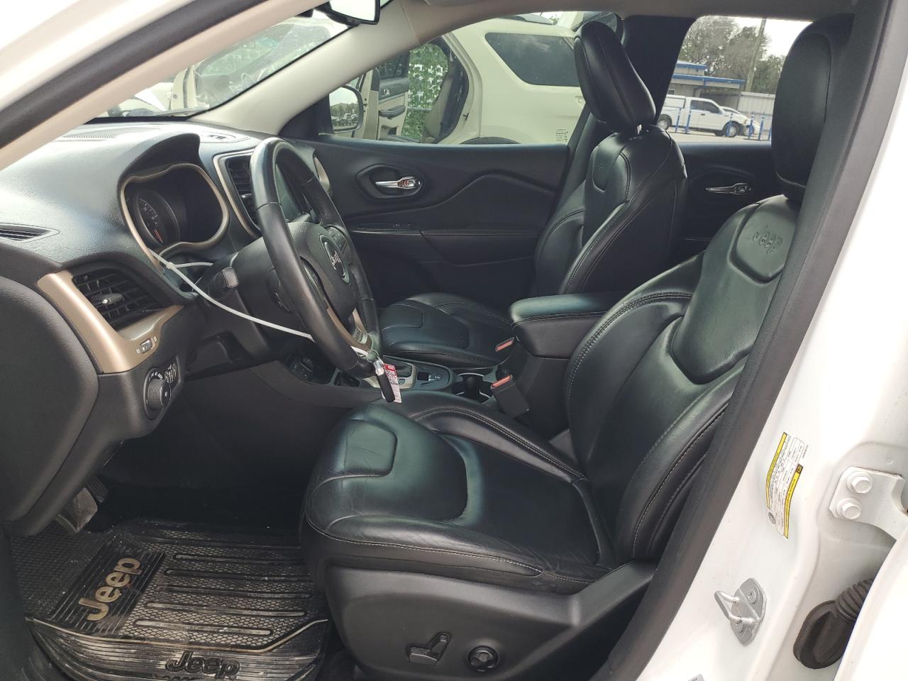 1C4PJLDB8HW526720 2017 Jeep Cherokee Limited