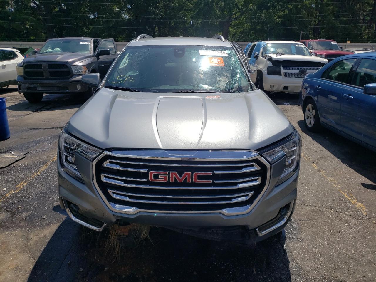 Lot #2756679214 2023 GMC TERRAIN SL