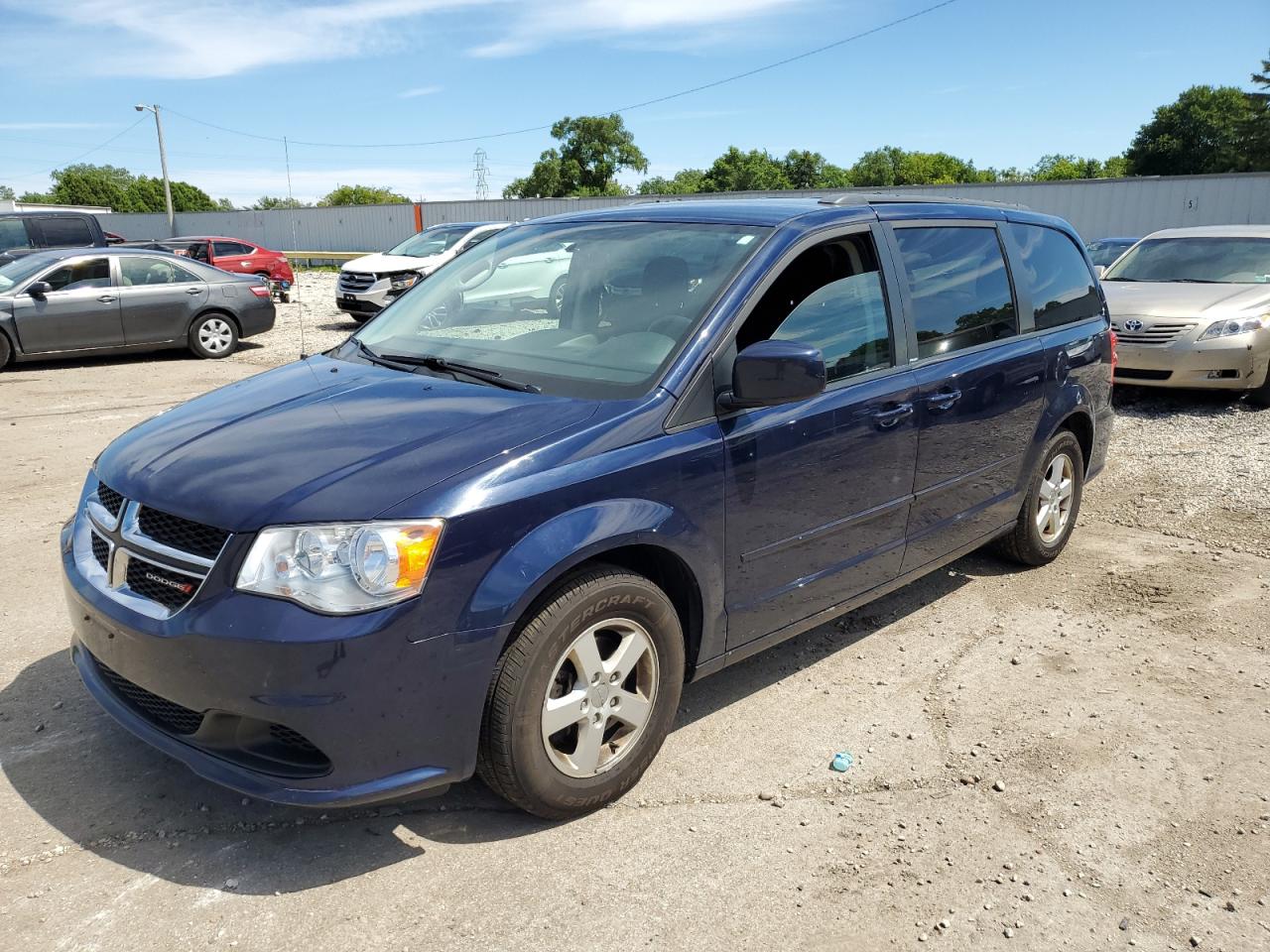 2C4RDGCG3CR403283 2012 Dodge Grand Caravan Sxt