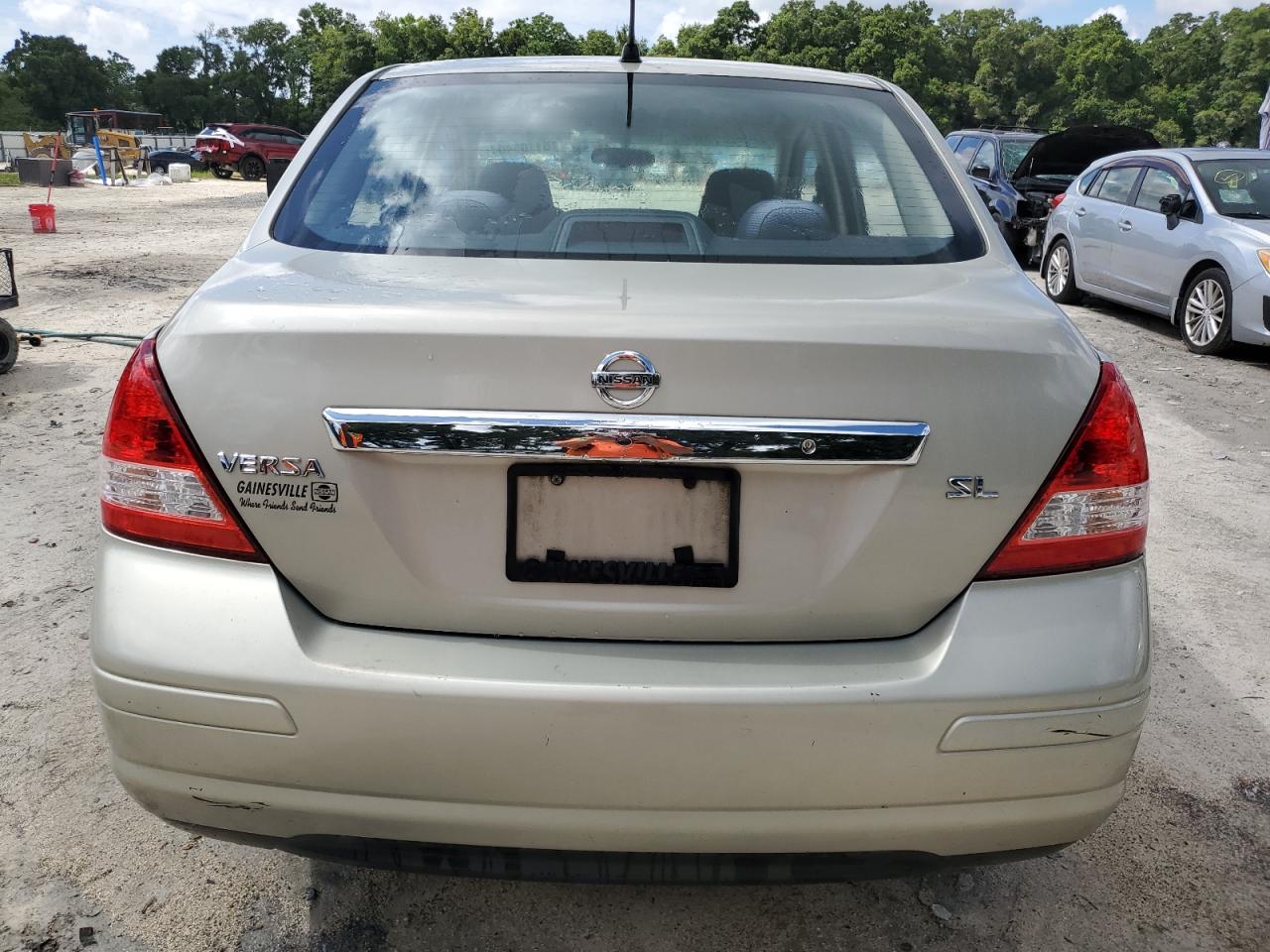 3N1BC11E88L430893 2008 Nissan Versa S