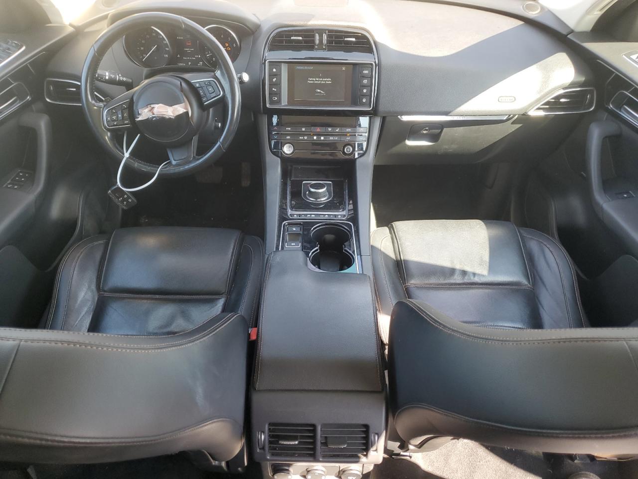 SADCK2BV9HA080520 2017 Jaguar F-Pace Prestige