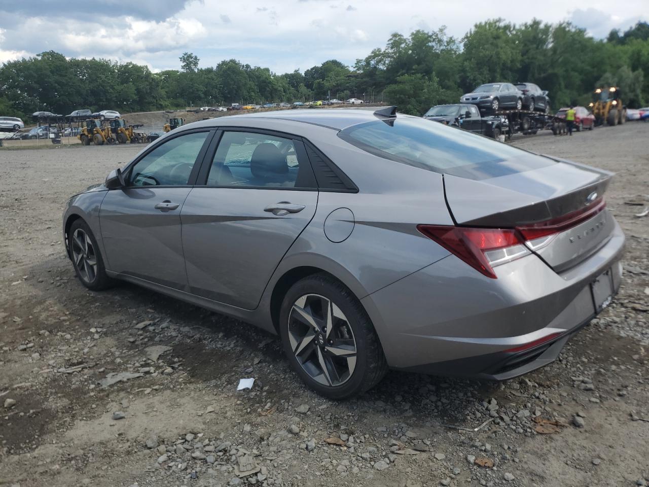 Lot #3030408513 2023 HYUNDAI ELANTRA SE