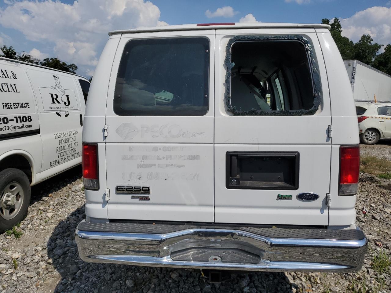 1FTNE2EW7EDA32654 2014 Ford Econoline E250 Van
