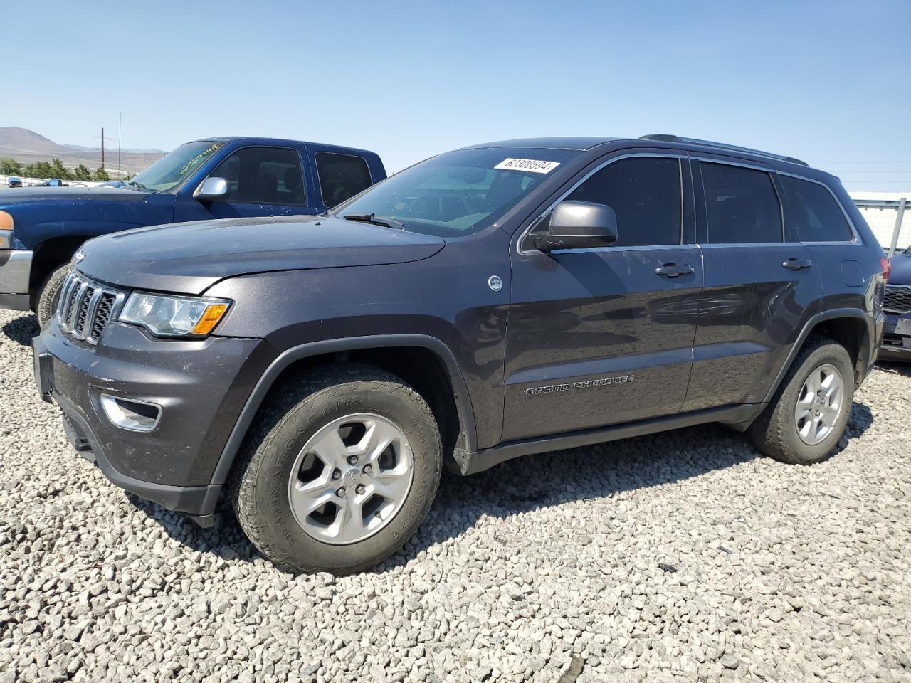 2017 Jeep Grand Cherokee Laredo vin: 1C4RJFAG1HC782189