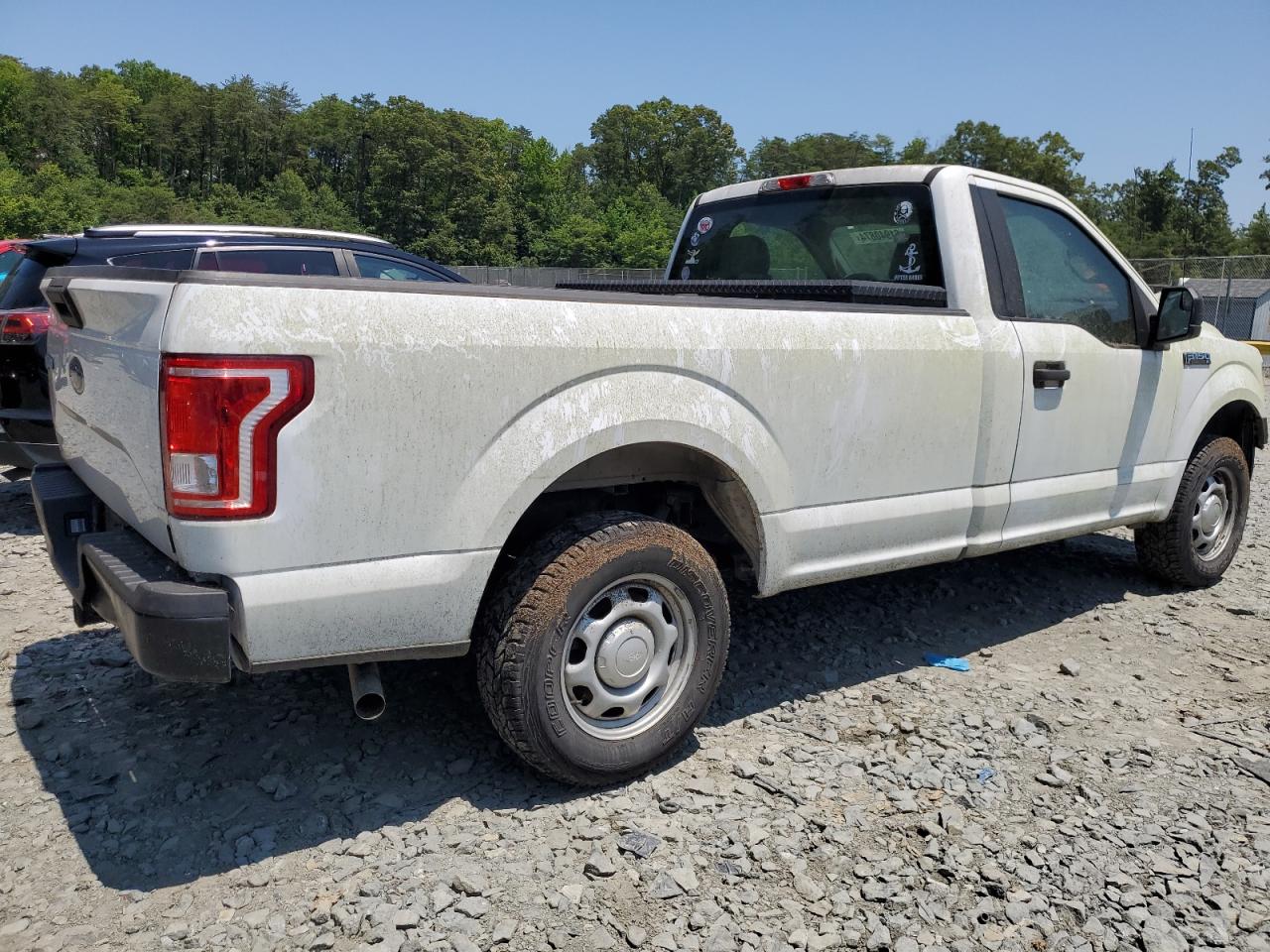 2017 Ford F150 vin: 1FTMF1C89HKD79605