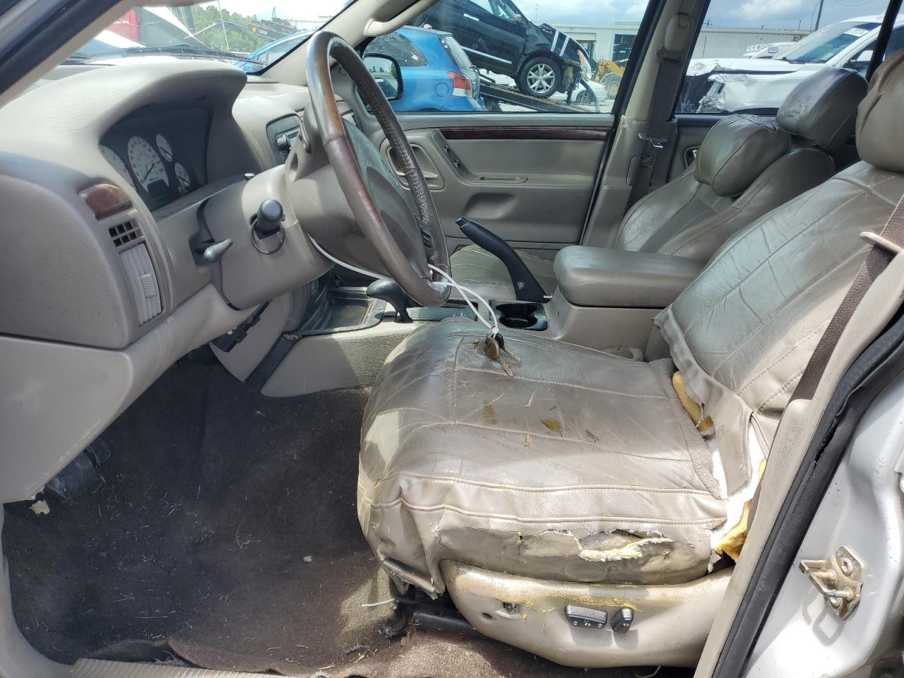 1J4GW58N94C411728 2004 Jeep Grand Cherokee Limited