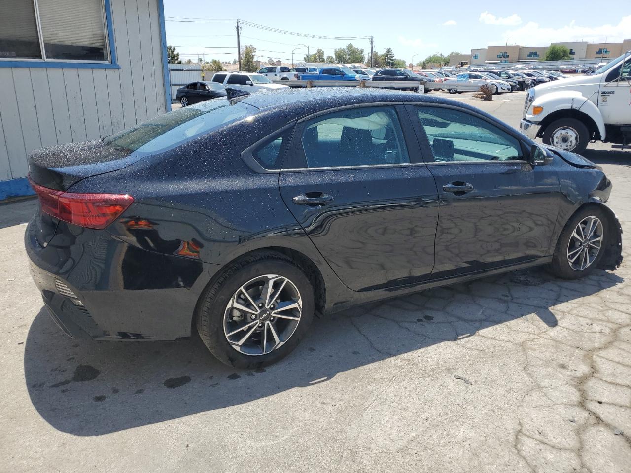 3KPF24AD8PE649897 2023 Kia Forte Lx