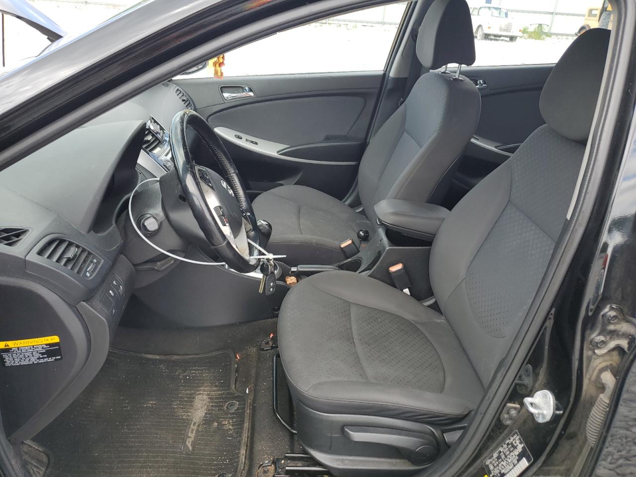 KMHCU5AE1EU190329 2014 Hyundai Accent Gls