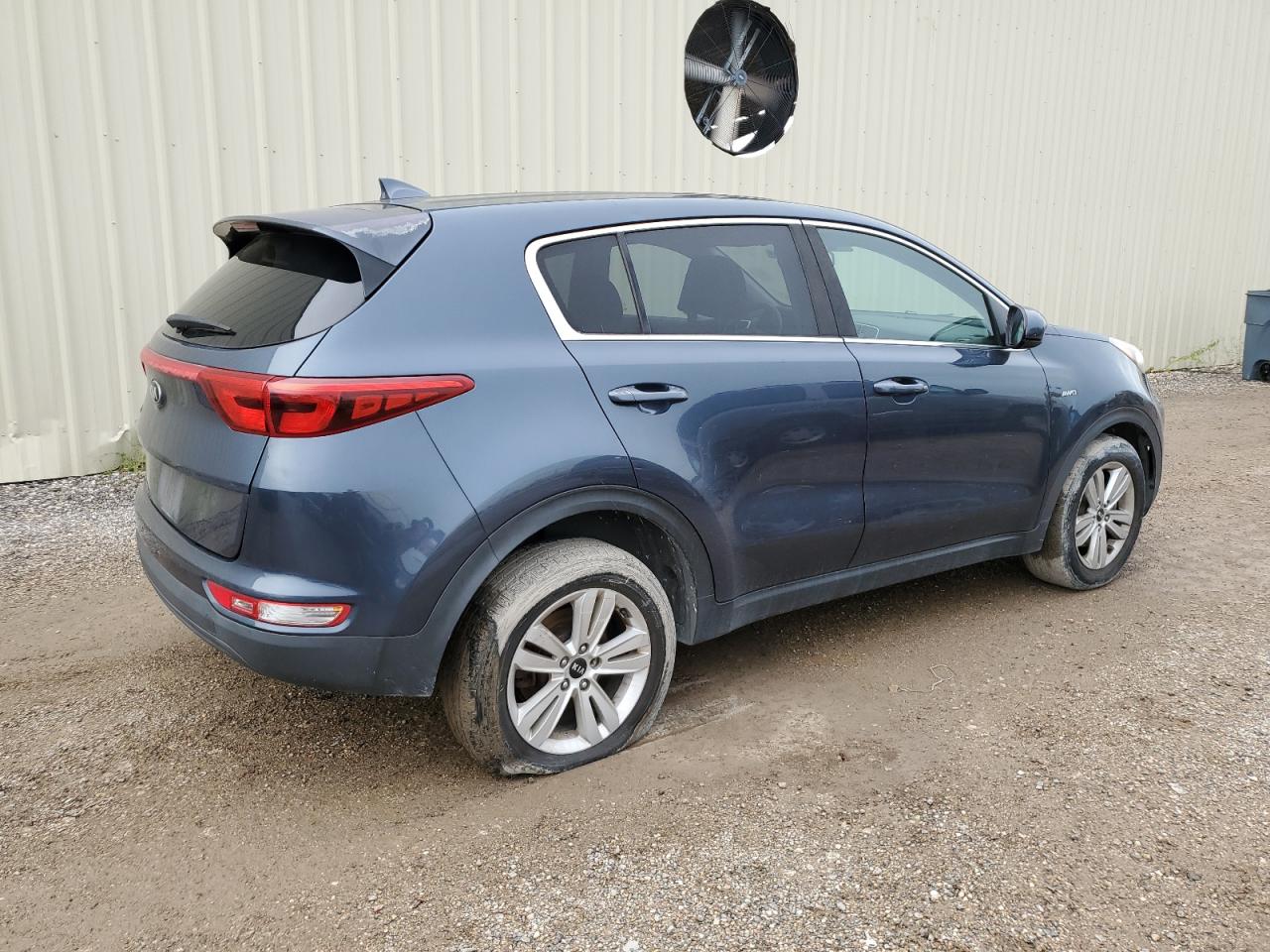 KIA SPORTAGE LX