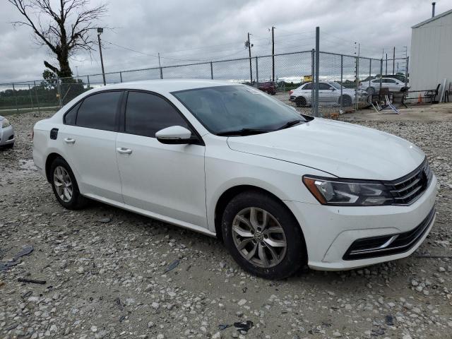 2018 VOLKSWAGEN PASSAT S 1VWAA7A3XJC000653  62304274