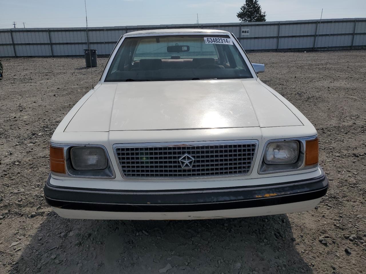 1P3BP36D1HF102027 1987 Plymouth Reliant Le