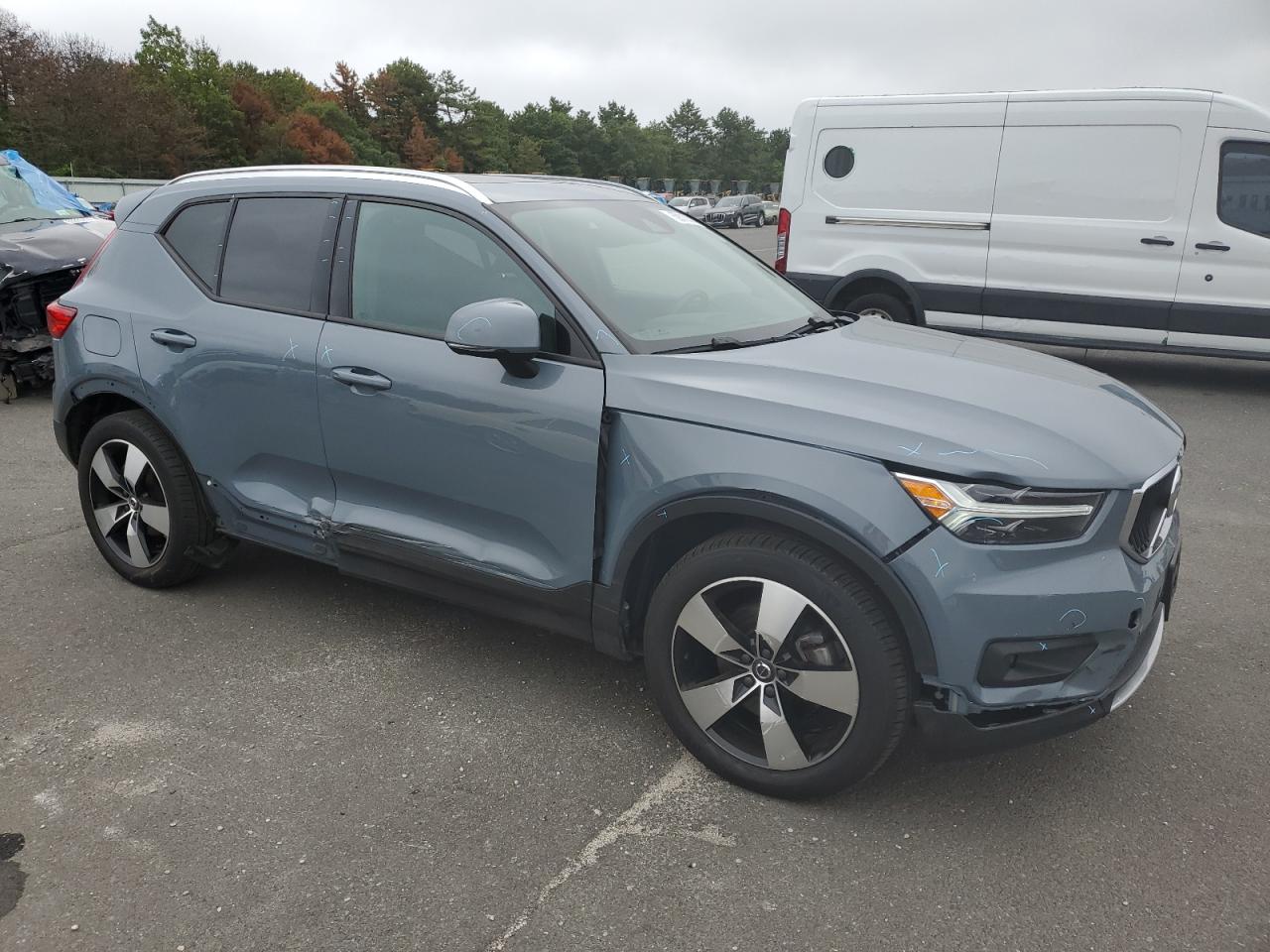 YV4162UK2M2409134 2021 Volvo Xc40 T5 Momentum