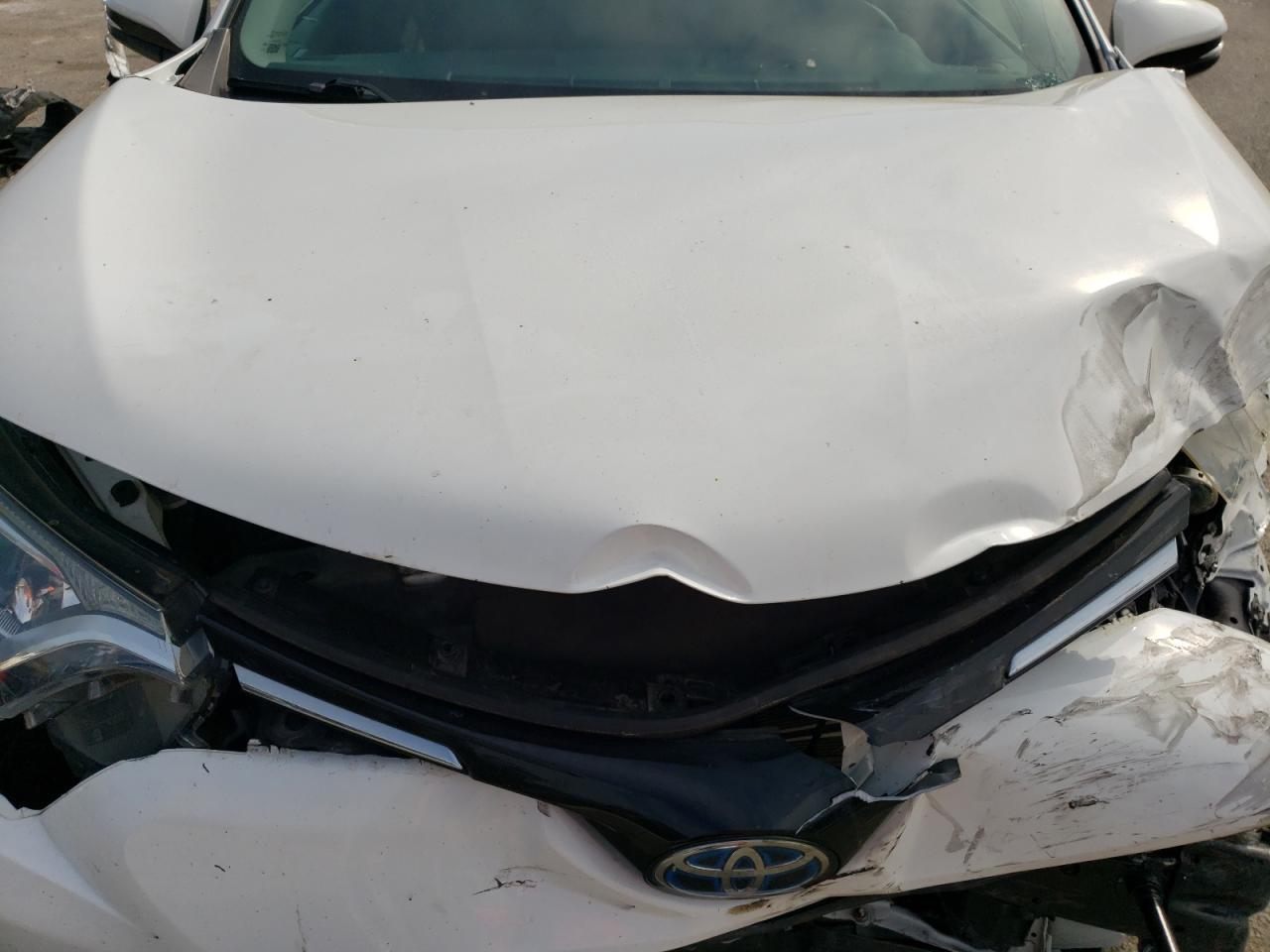 JTMRJREV7HD143237 2017 Toyota Rav4 Hv Le