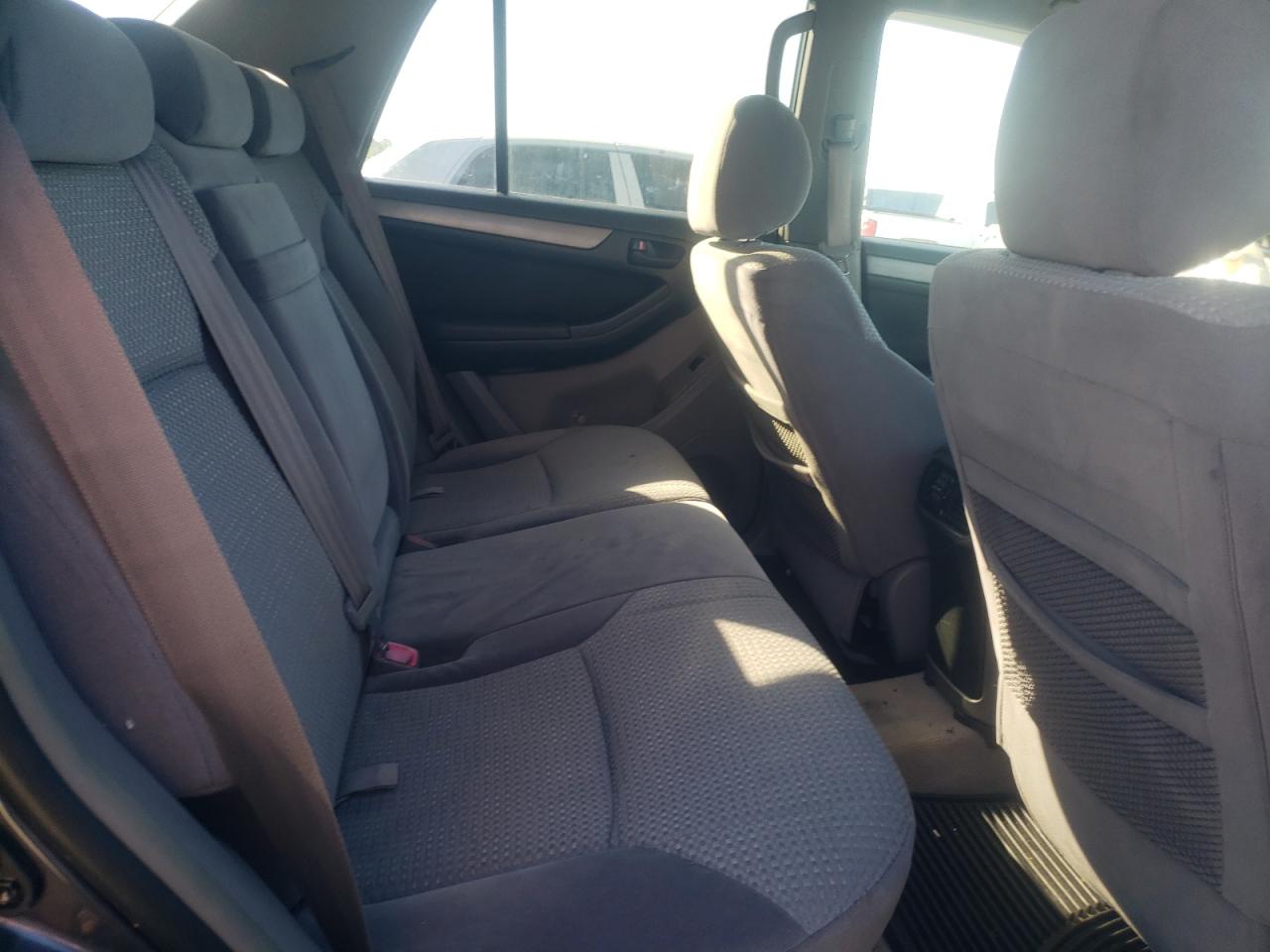 JTEBU14R048011983 2004 Toyota 4Runner Sr5