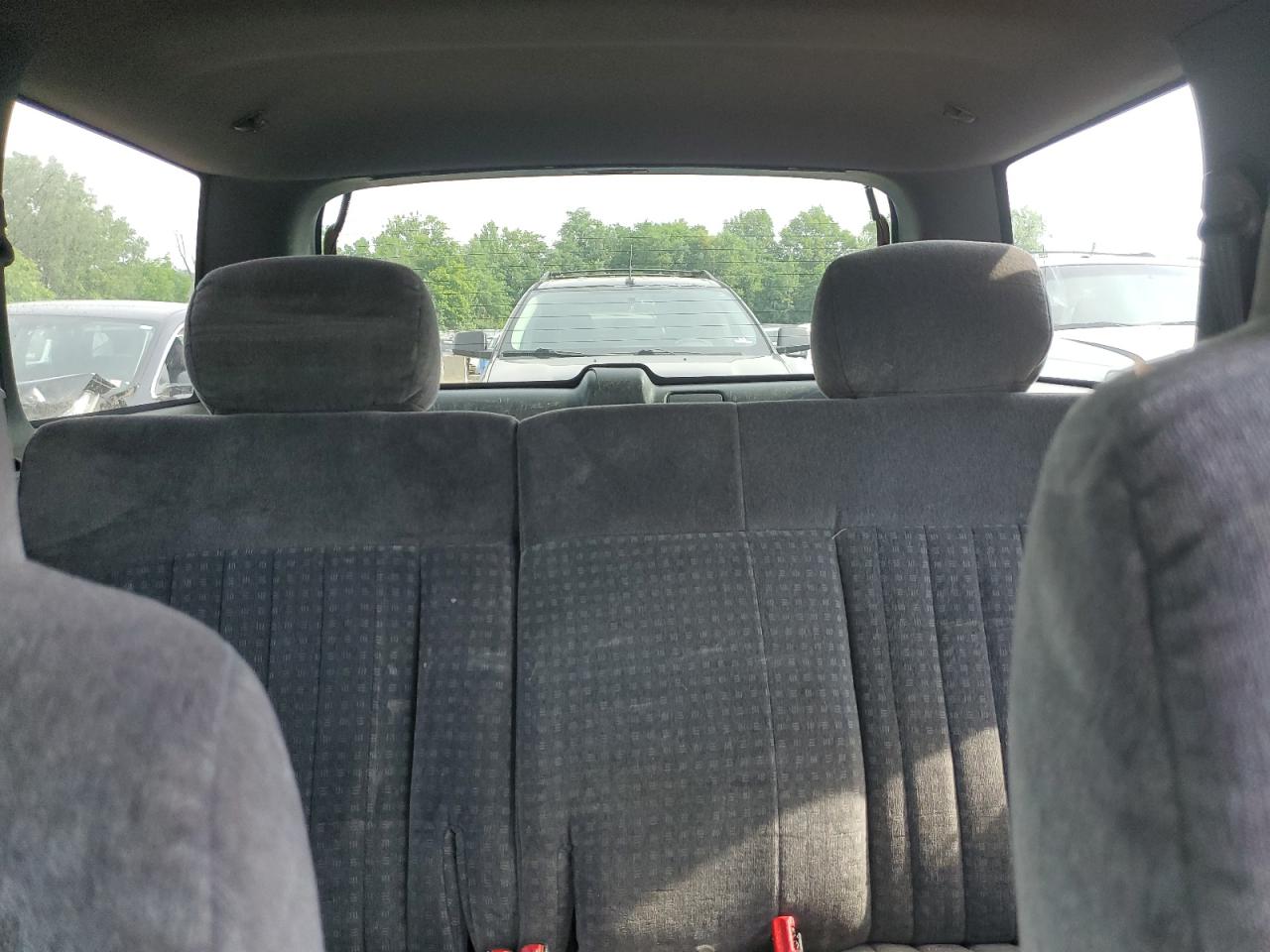 1GNDT13W82K240314 2002 Chevrolet Blazer