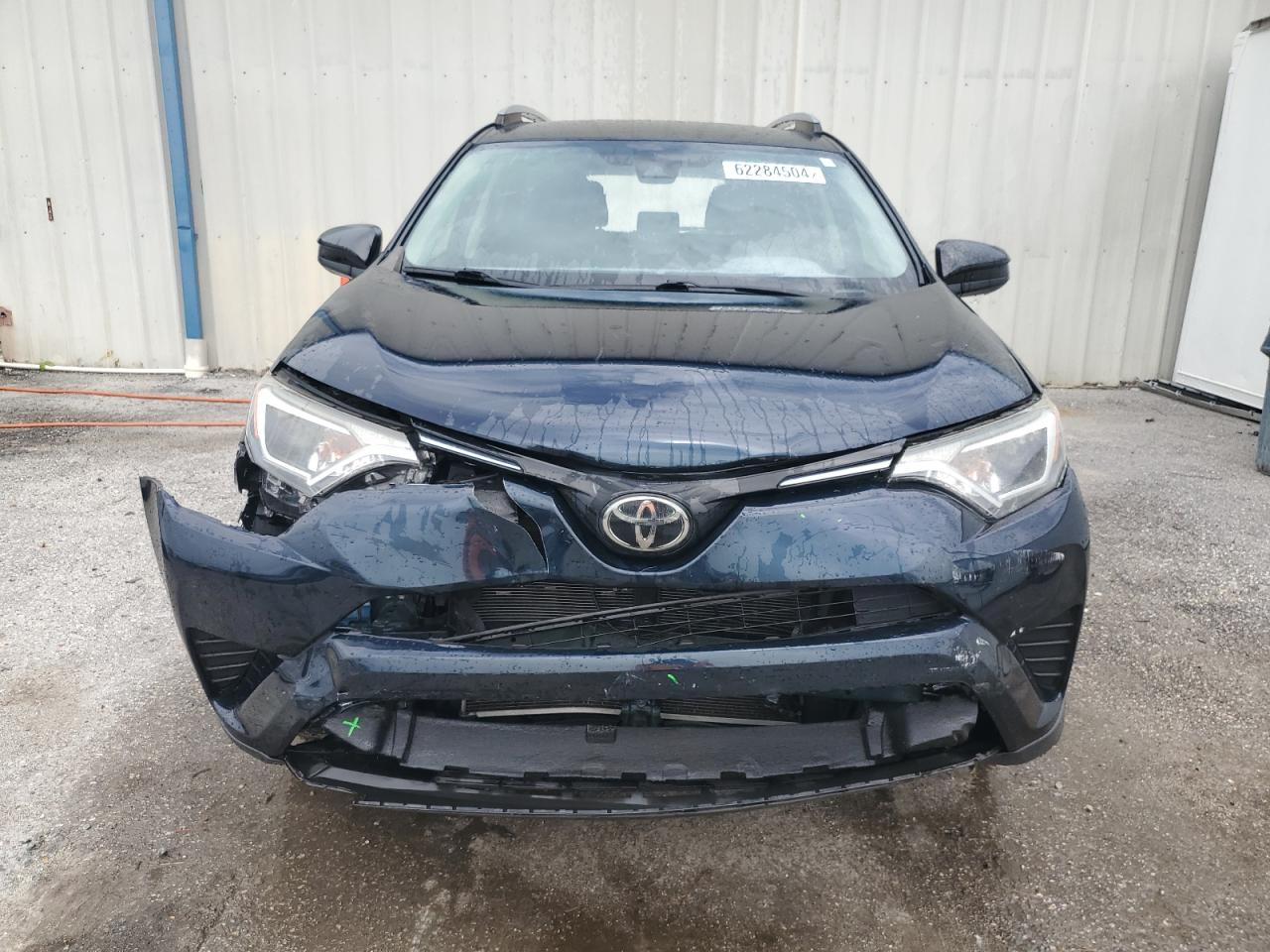 JTMZFREV1HJ133144 2017 Toyota Rav4 Le