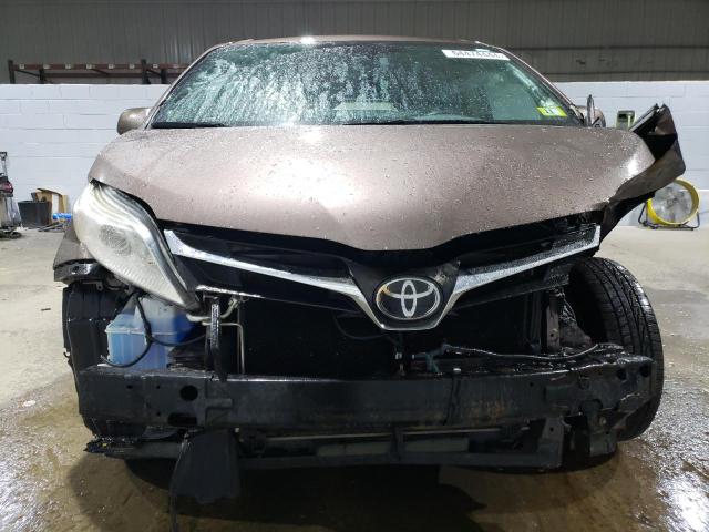 VIN 5TDKZ3DC8JS903726 2018 Toyota Sienna, LE no.5