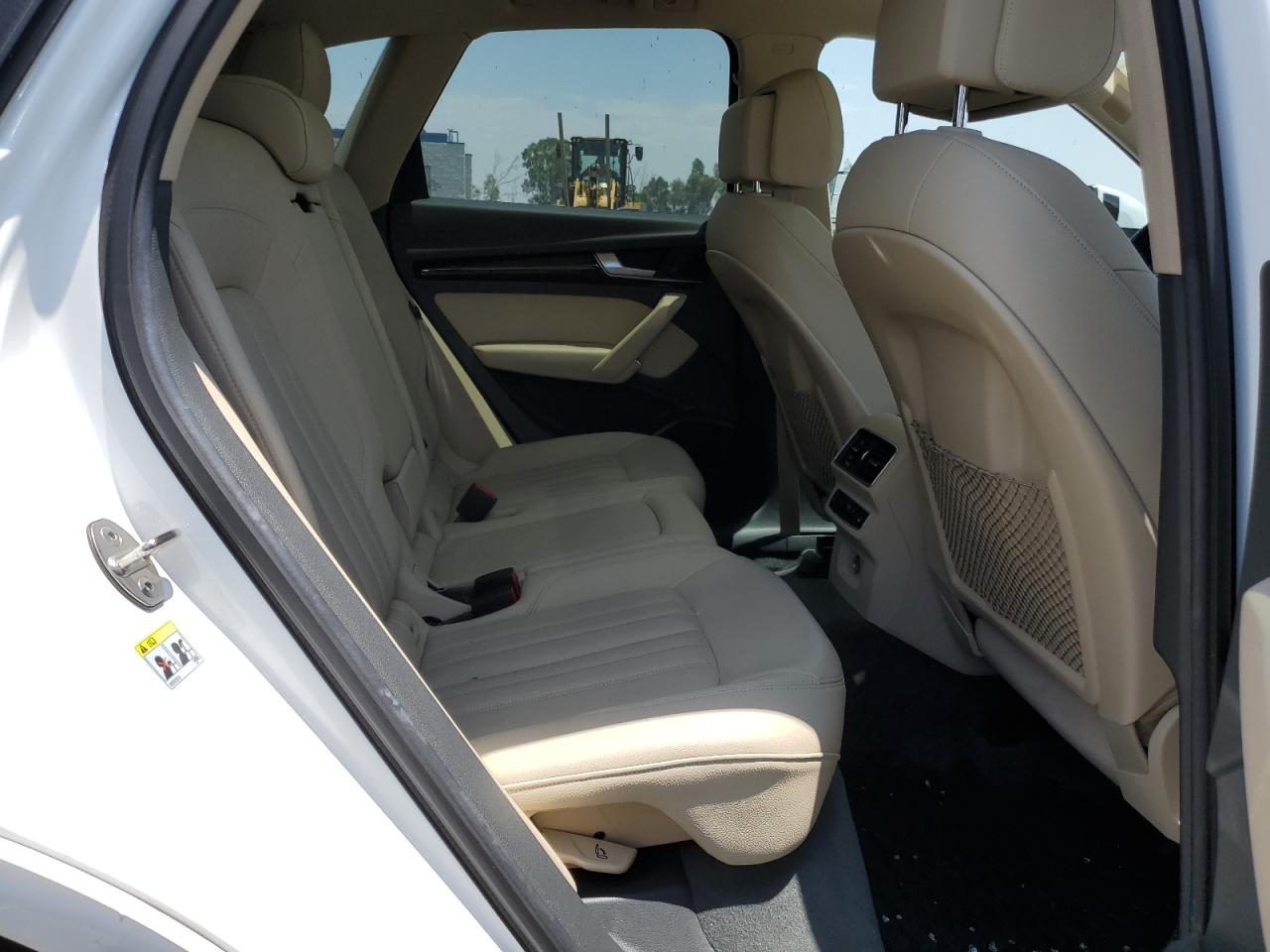 WA1BNAFY1J2117468 2018 Audi Q5 Premium Plus