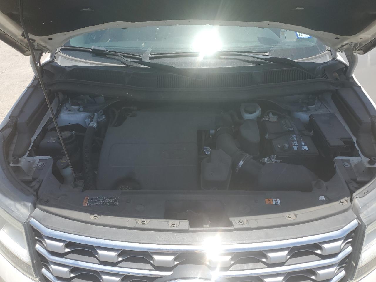 1FM5K7F83GGC21661 2016 Ford Explorer Limited