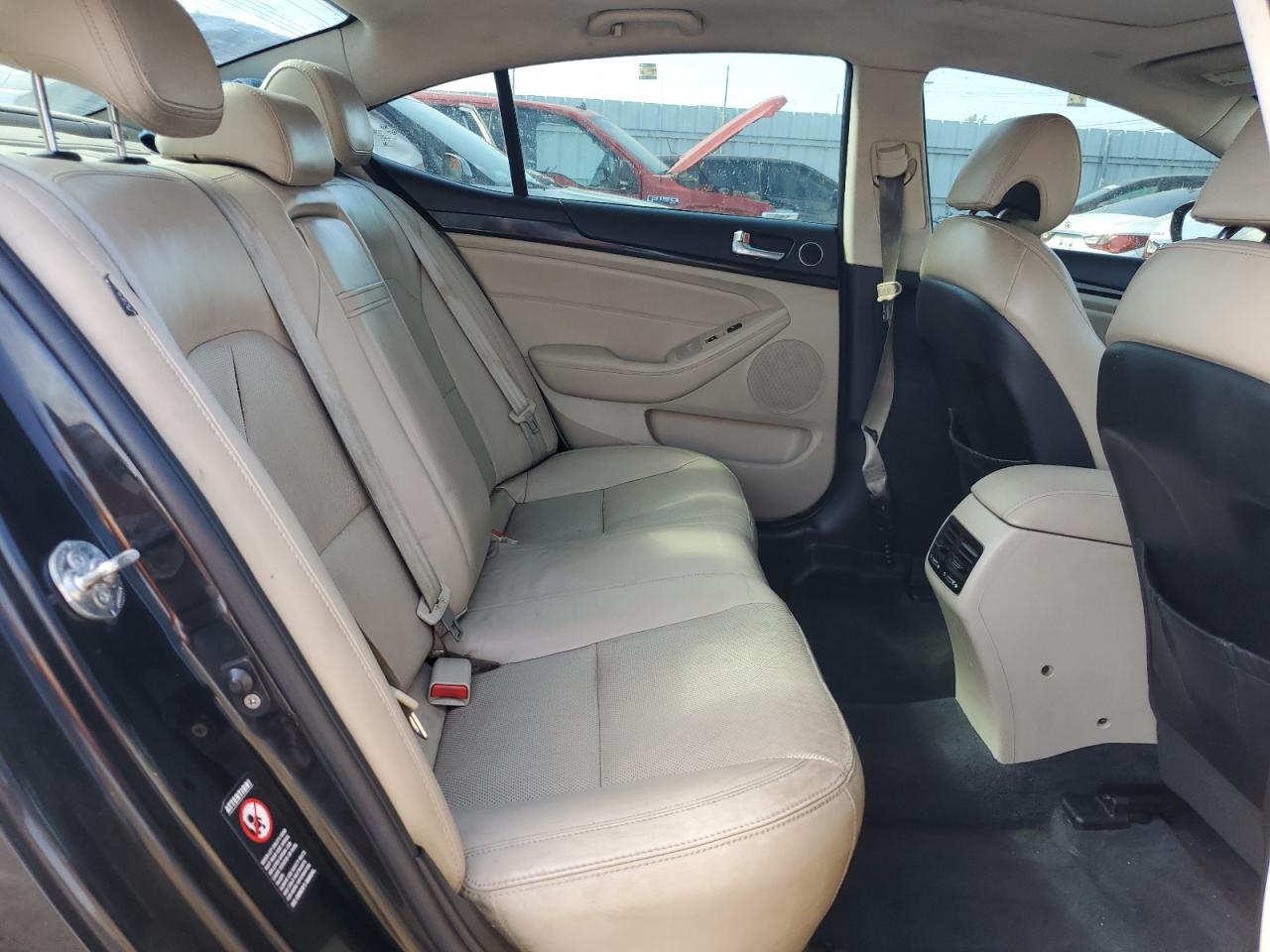 2014 Kia Cadenza Premium vin: KNALN4D74E5127435