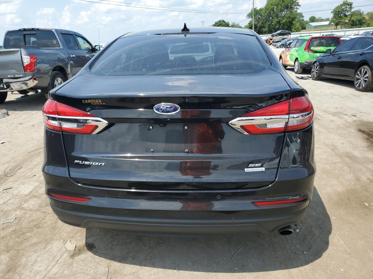3FA6P0HD9KR159556 2019 Ford Fusion Se