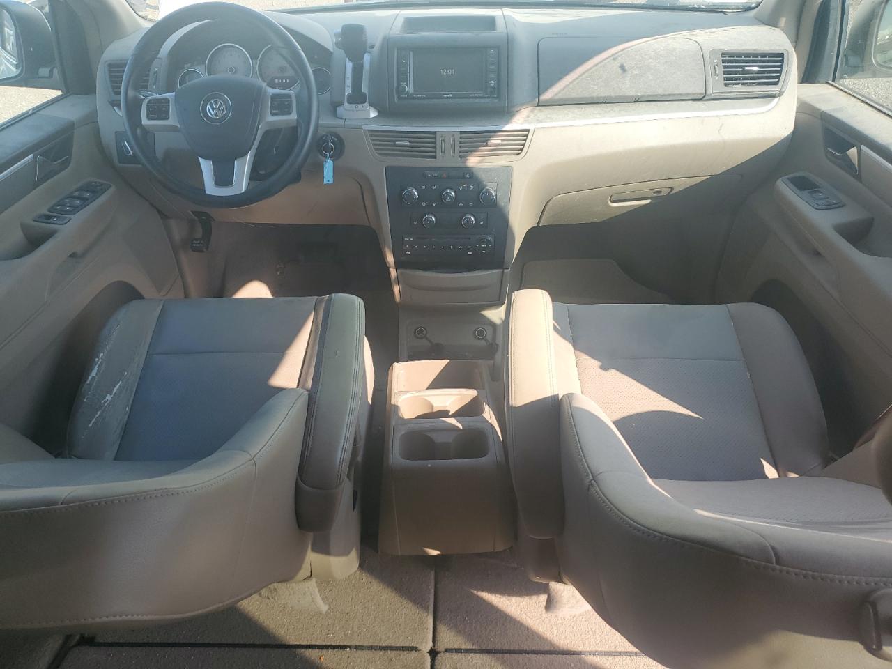 VOLKSWAGEN ROUTAN SE