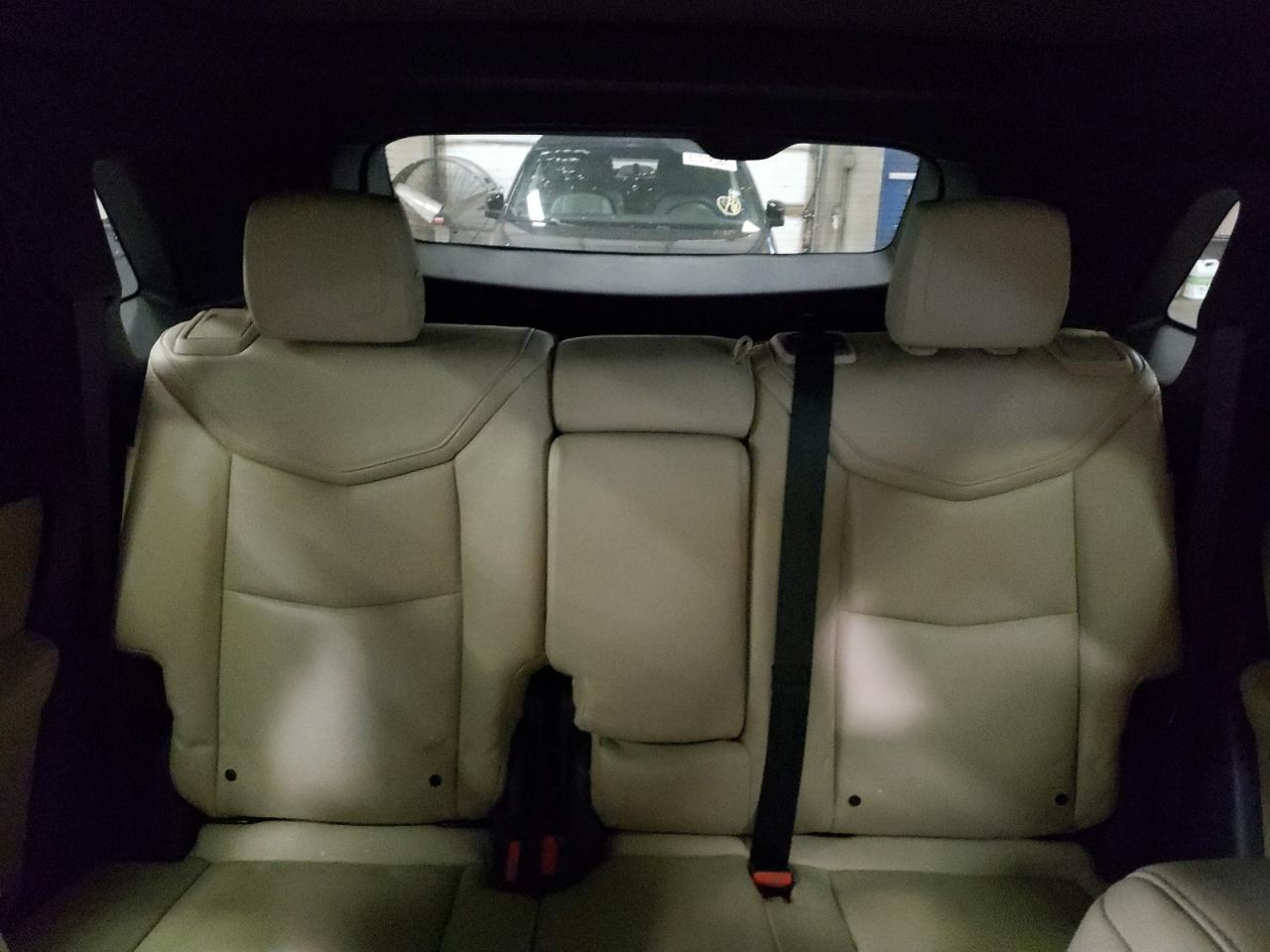 1GYKNCRS8HZ274354 2017 Cadillac Xt5 Premium Luxury