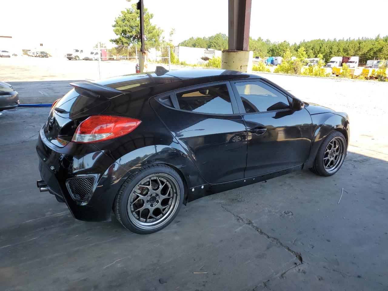 2014 Hyundai Veloster Turbo vin: KMHTC6AE8EU193639