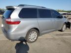 TOYOTA SIENNA LE снимка