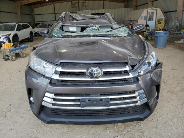 VIN 5TDKZRFH0JS540169 2018 Toyota Highlander, SE no.5