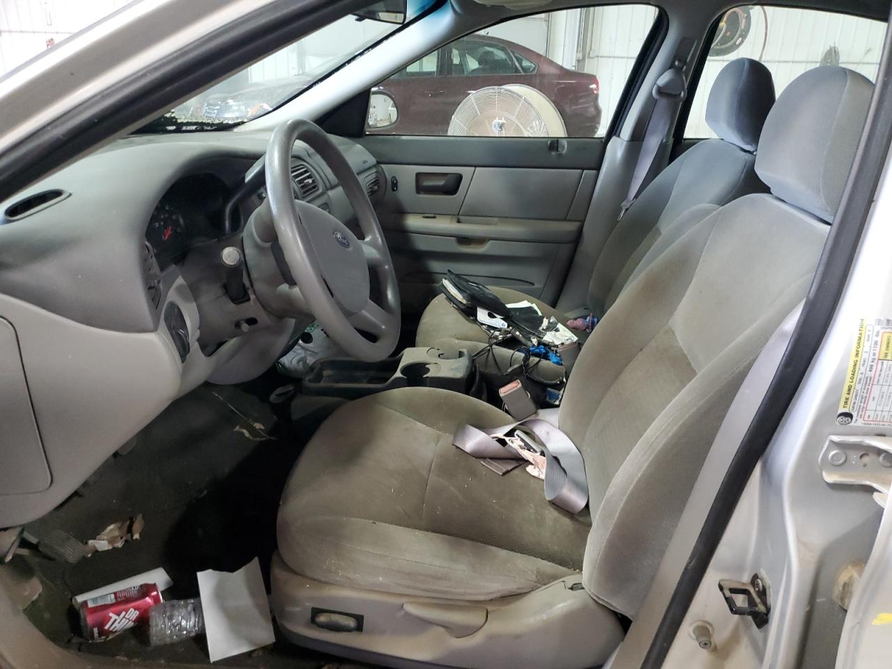 1FAFP53U96A192738 2006 Ford Taurus Se