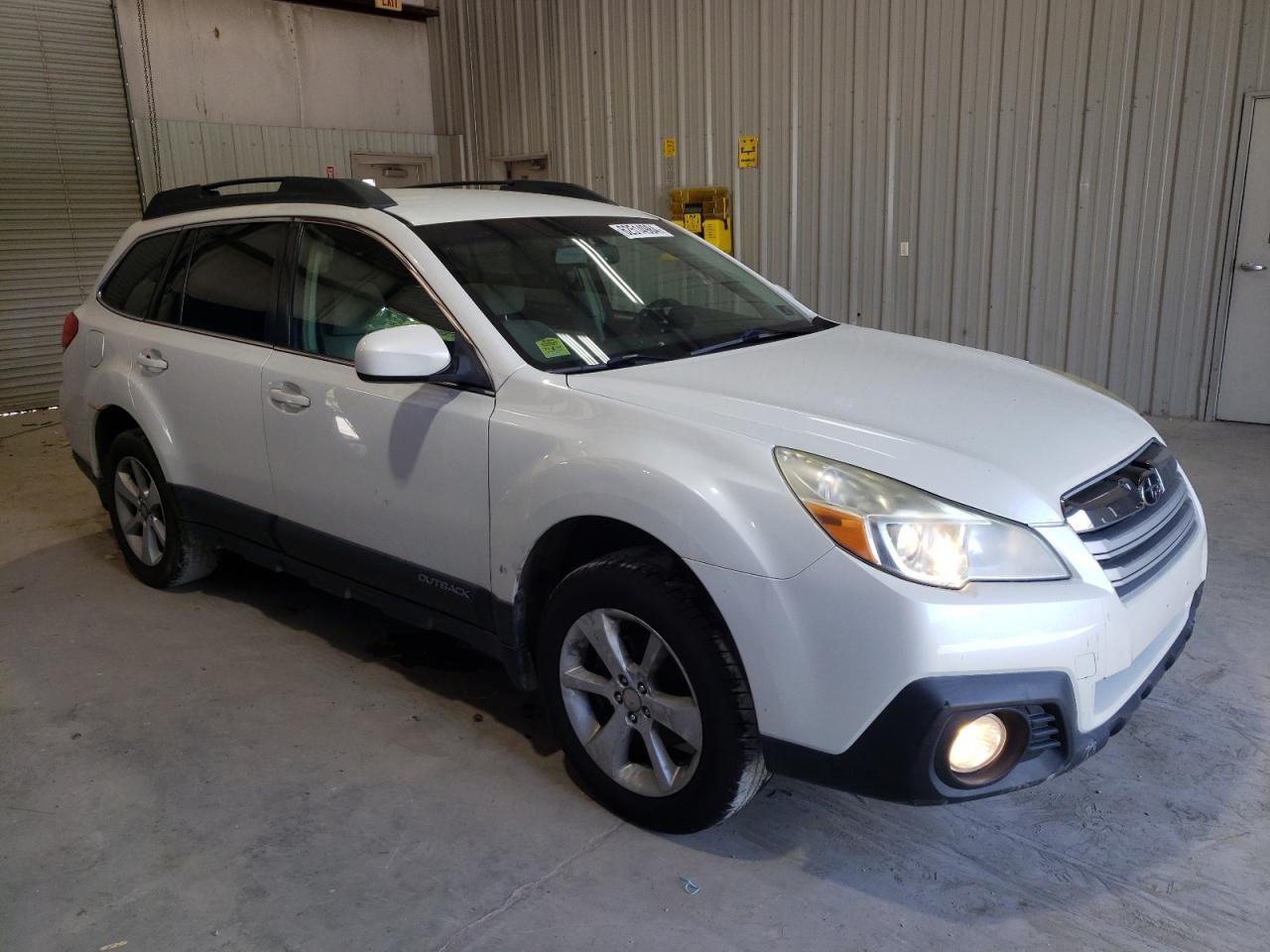 2013 Subaru Outback 2.5I Premium vin: 4S4BRBCC8D3266866