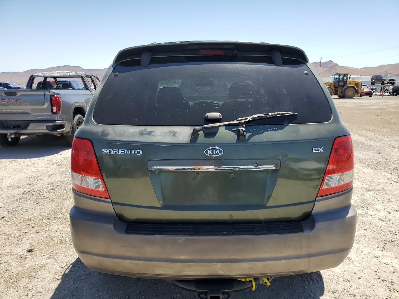 KNDJD733855365463 2005 Kia Sorento Ex