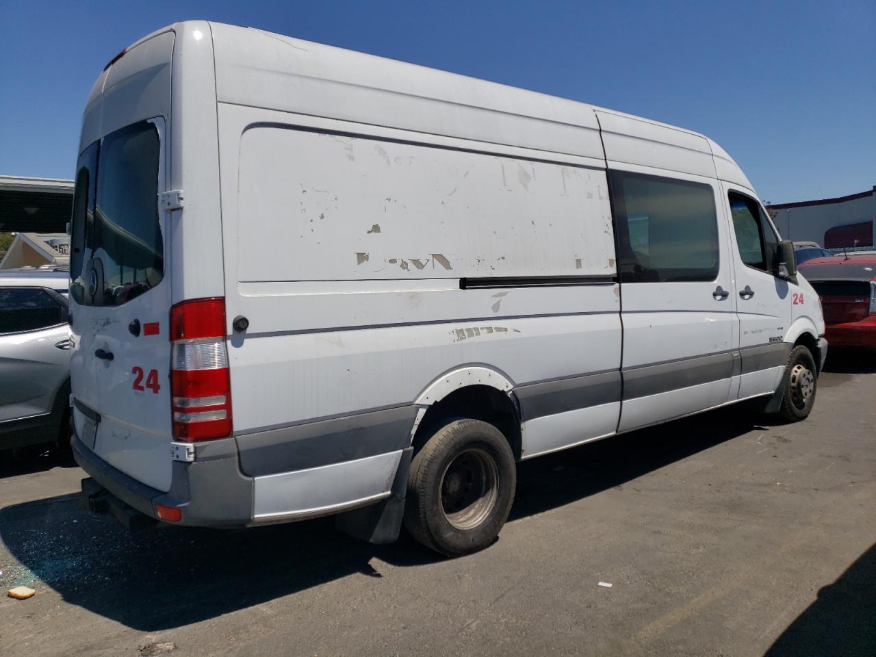 Lot #2953150673 2008 DODGE SPRINTER 3