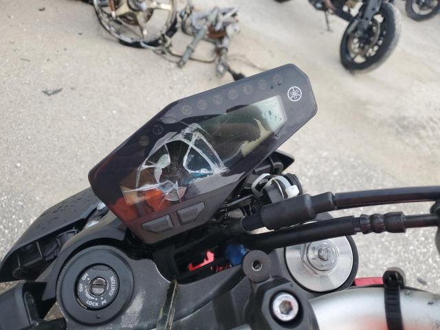2017 YAMAHA FZ09 JYARN53EXHA000036