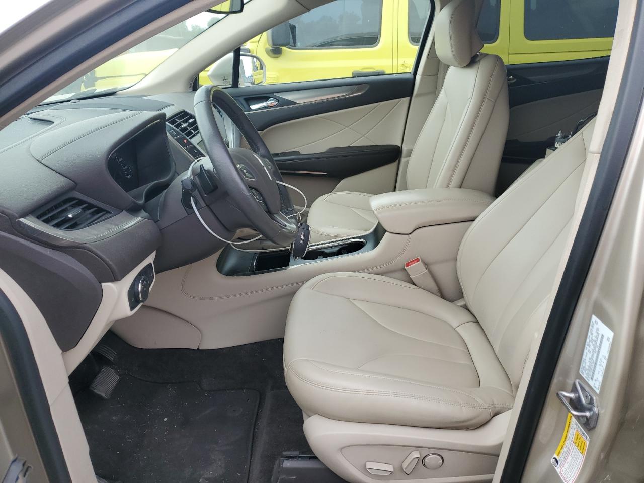 5LMCJ1C96HUL19457 2017 Lincoln Mkc Premiere