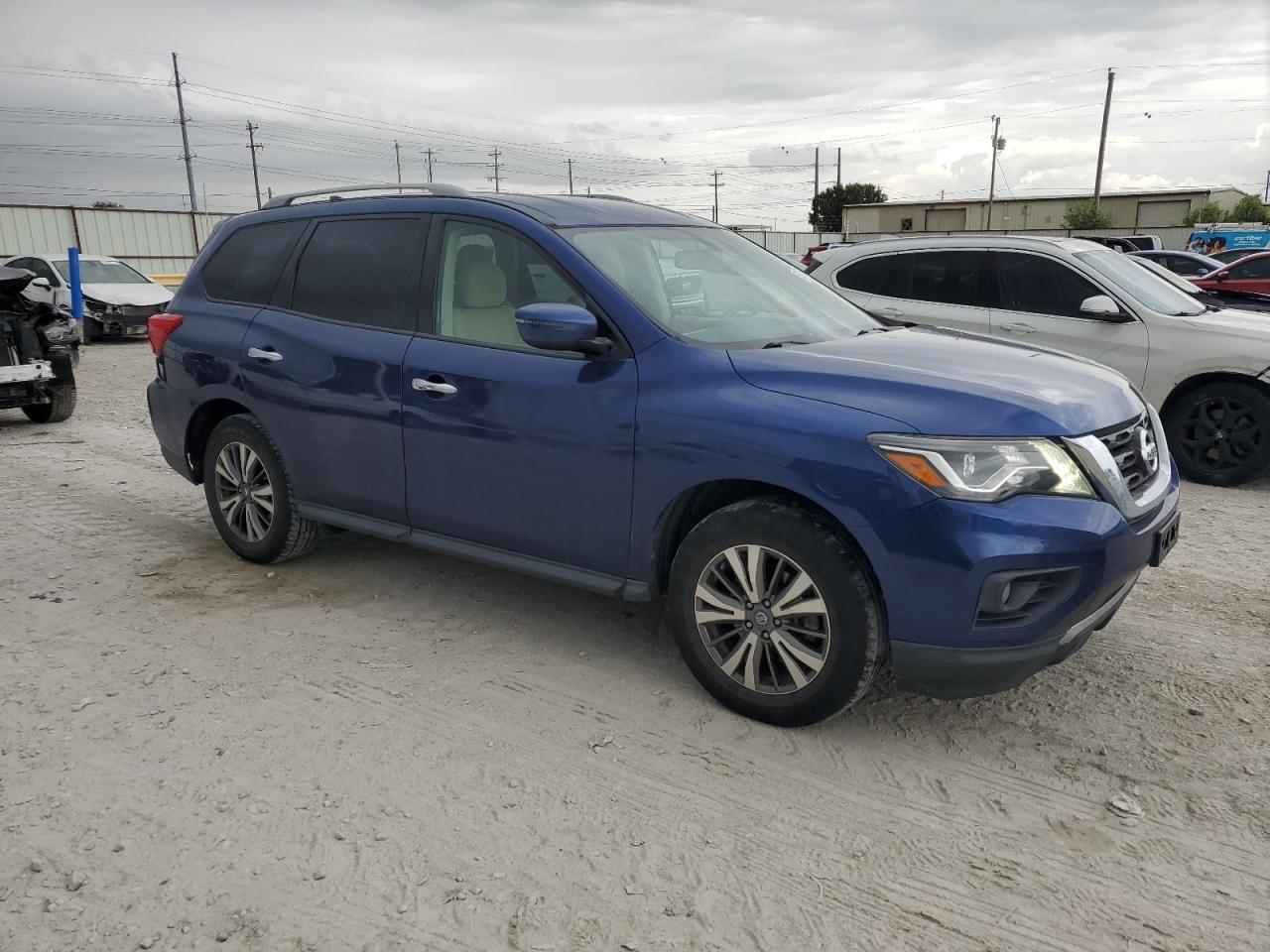 Lot #2784528682 2019 NISSAN PATHFINDER